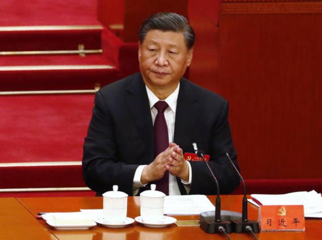 能办事的都出局:几乎全剩习近平的狗腿子 | 八阕