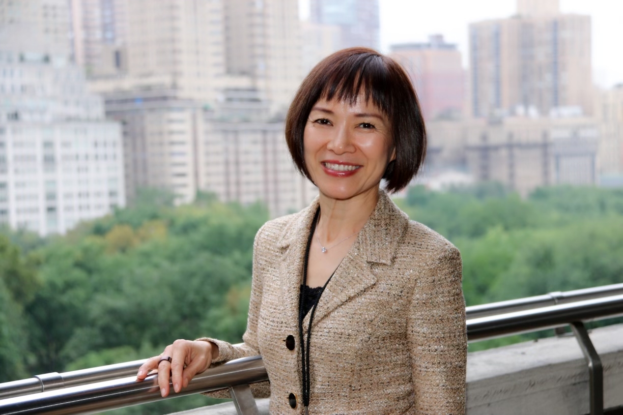 30年來首次,3華裔女性出任皇后區圖書館董事 | 八闋